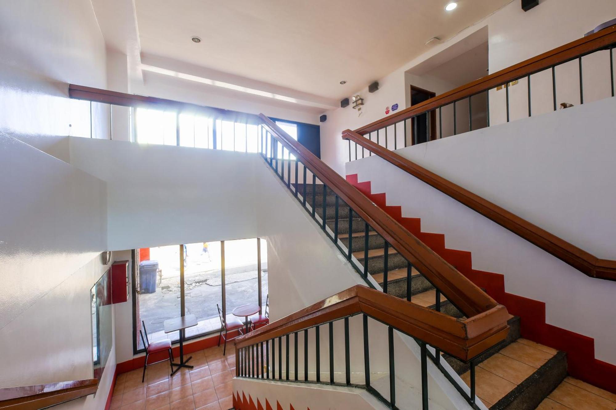 Busline Apartelle Ciudad Quezon Exterior foto